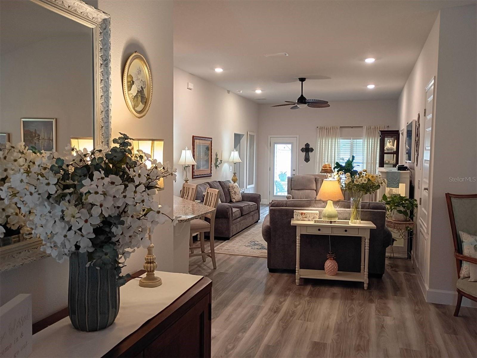 Image 32 of 50 For 203 Silver Palm Drive