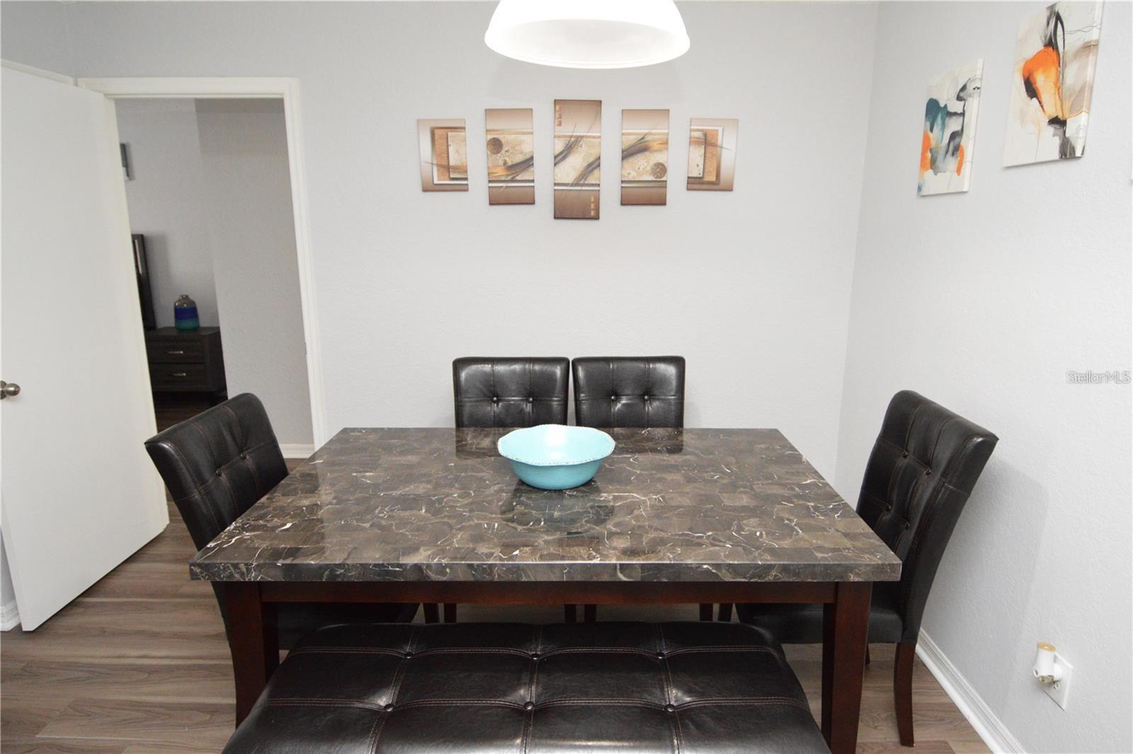 Image 11 of 96 For 10265 Gandy Boulevard N 1002