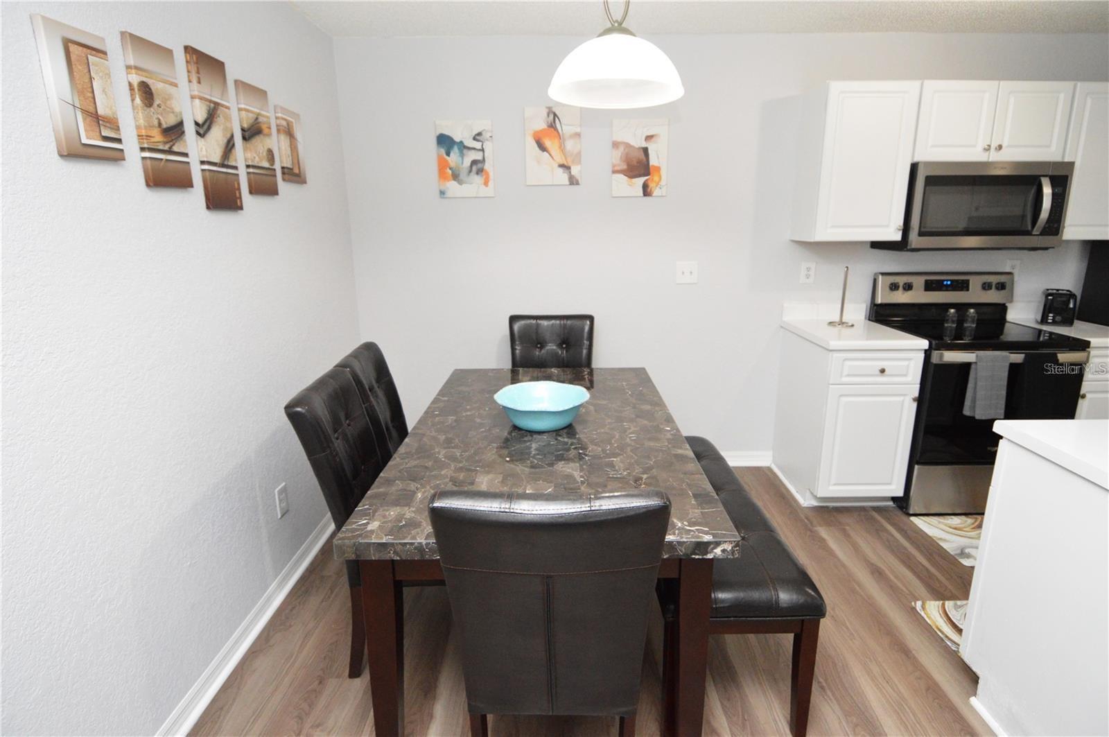 Image 13 of 96 For 10265 Gandy Boulevard N 1002