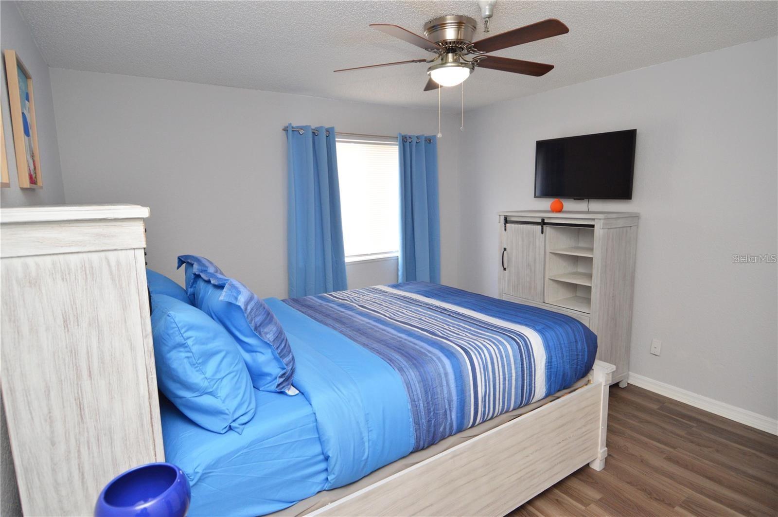 Image 36 of 96 For 10265 Gandy Boulevard N 1002