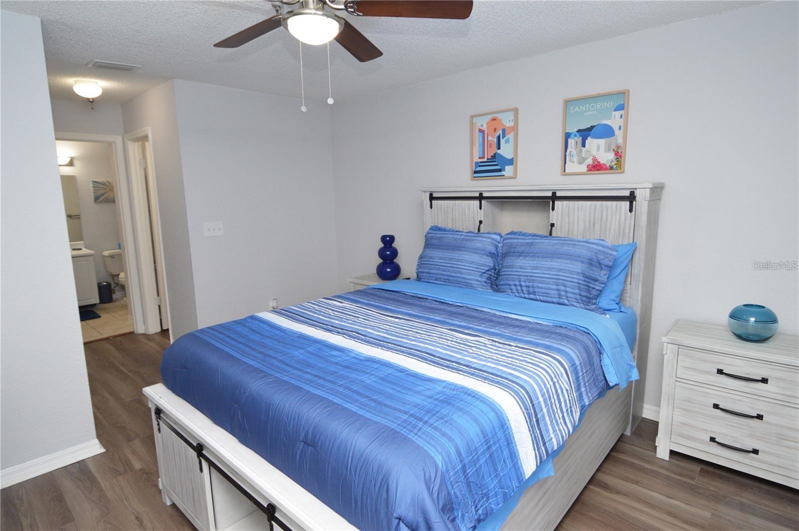 Image 39 of 96 For 10265 Gandy Boulevard N 1002