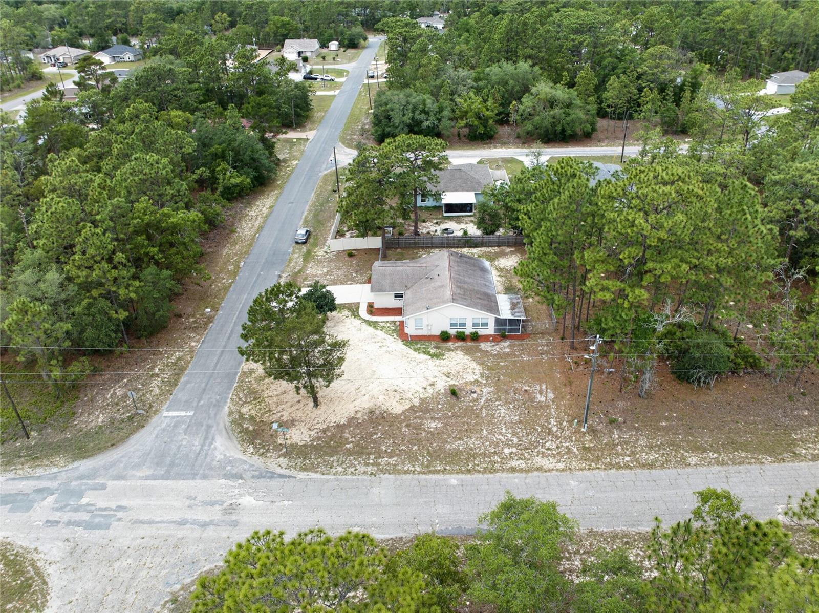 Image 36 of 40 For 799 Wycliffe Lane