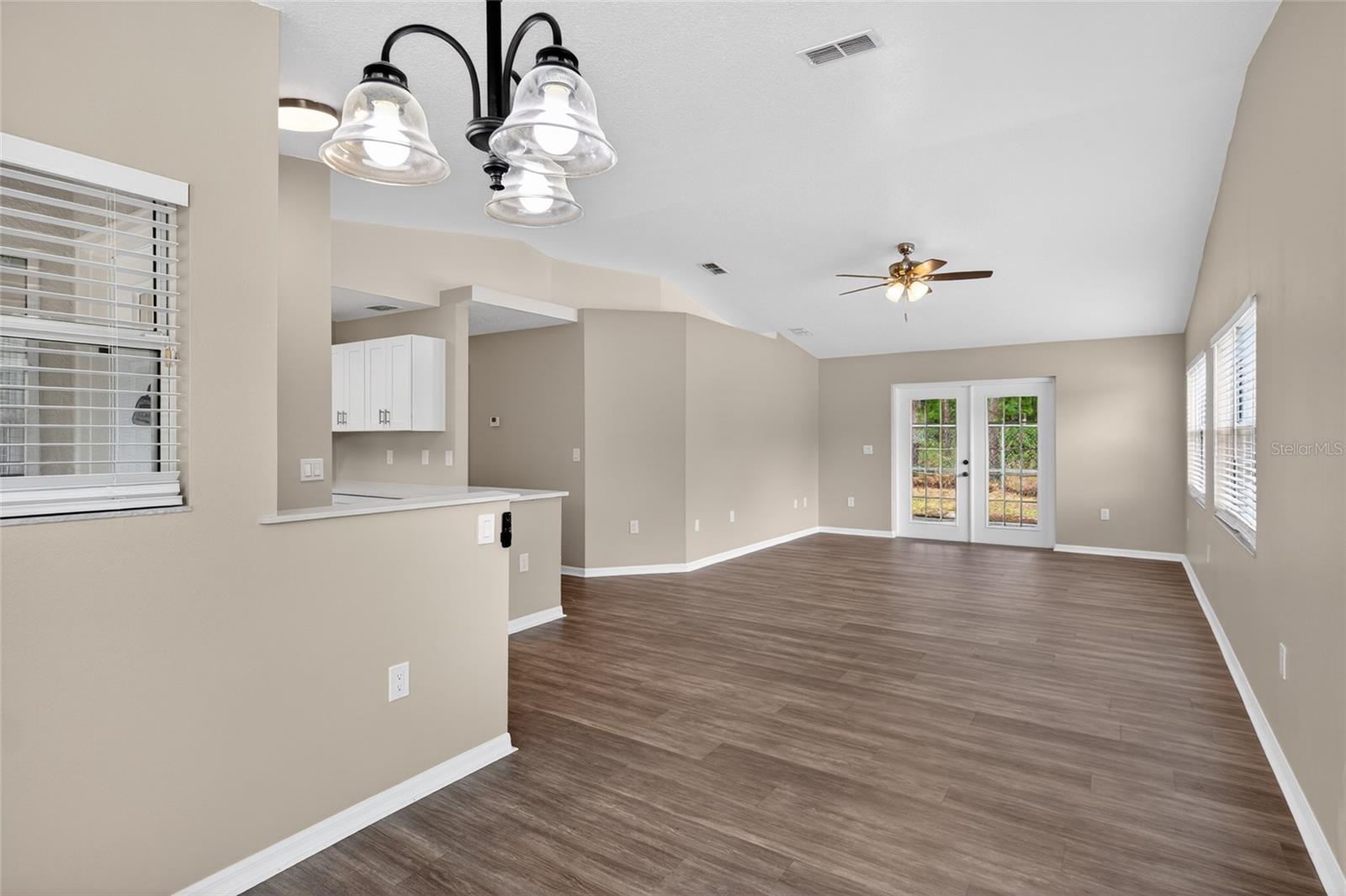 Image 6 of 40 For 799 Wycliffe Lane