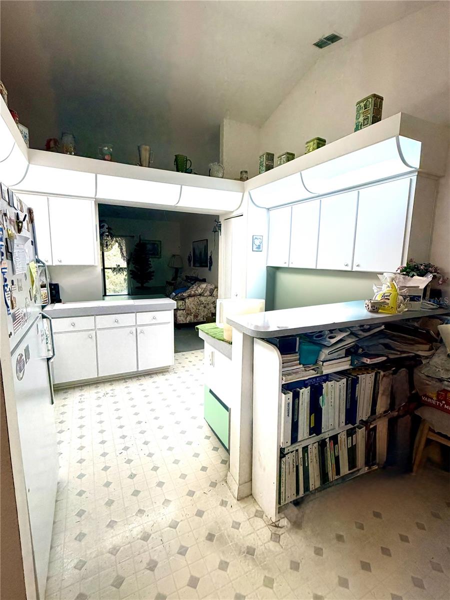 Image 4 of 18 For 14030 Hexam Road