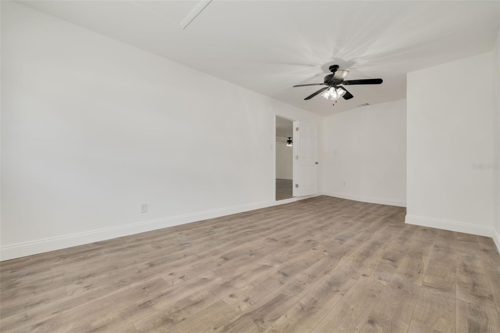 Image 19 of 27 For 2120 23rd Street Sw