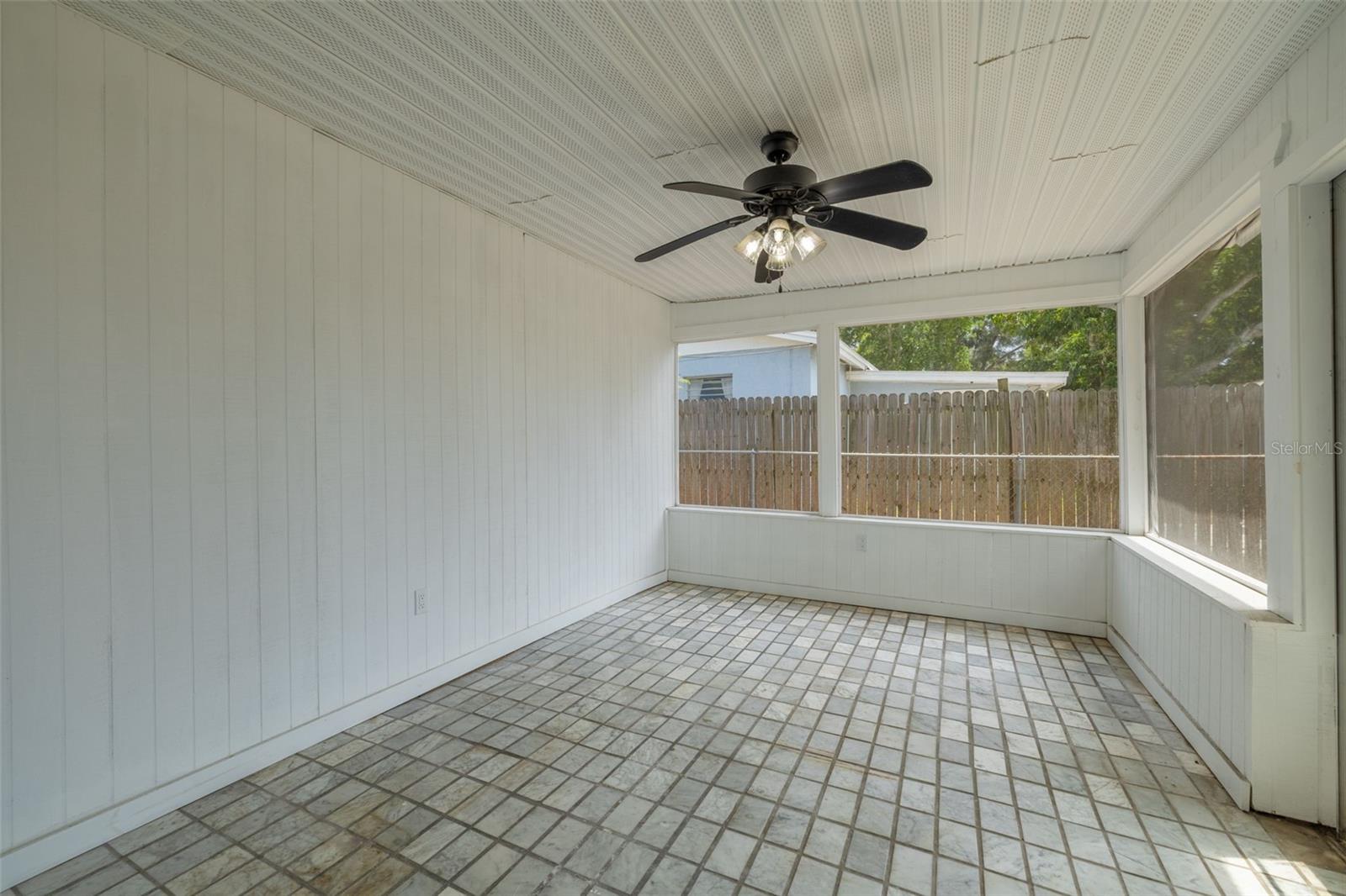 Image 22 of 27 For 2120 23rd Street Sw