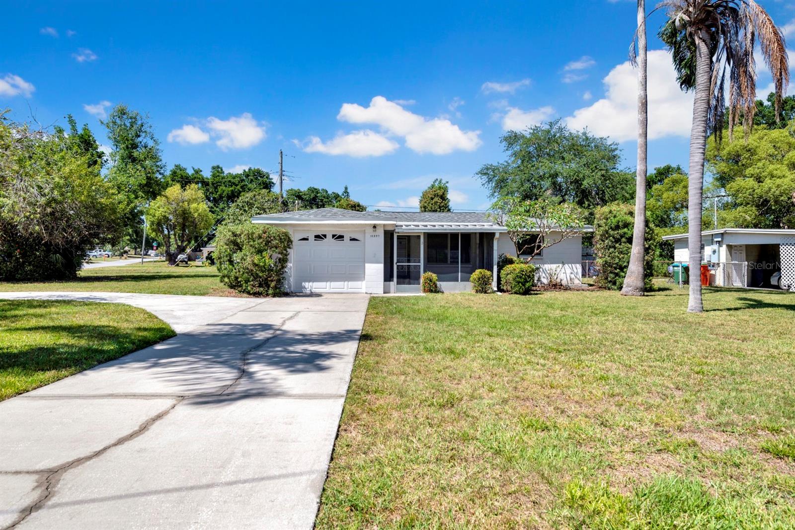 Image 9 of 30 For 10597 110th Avenue