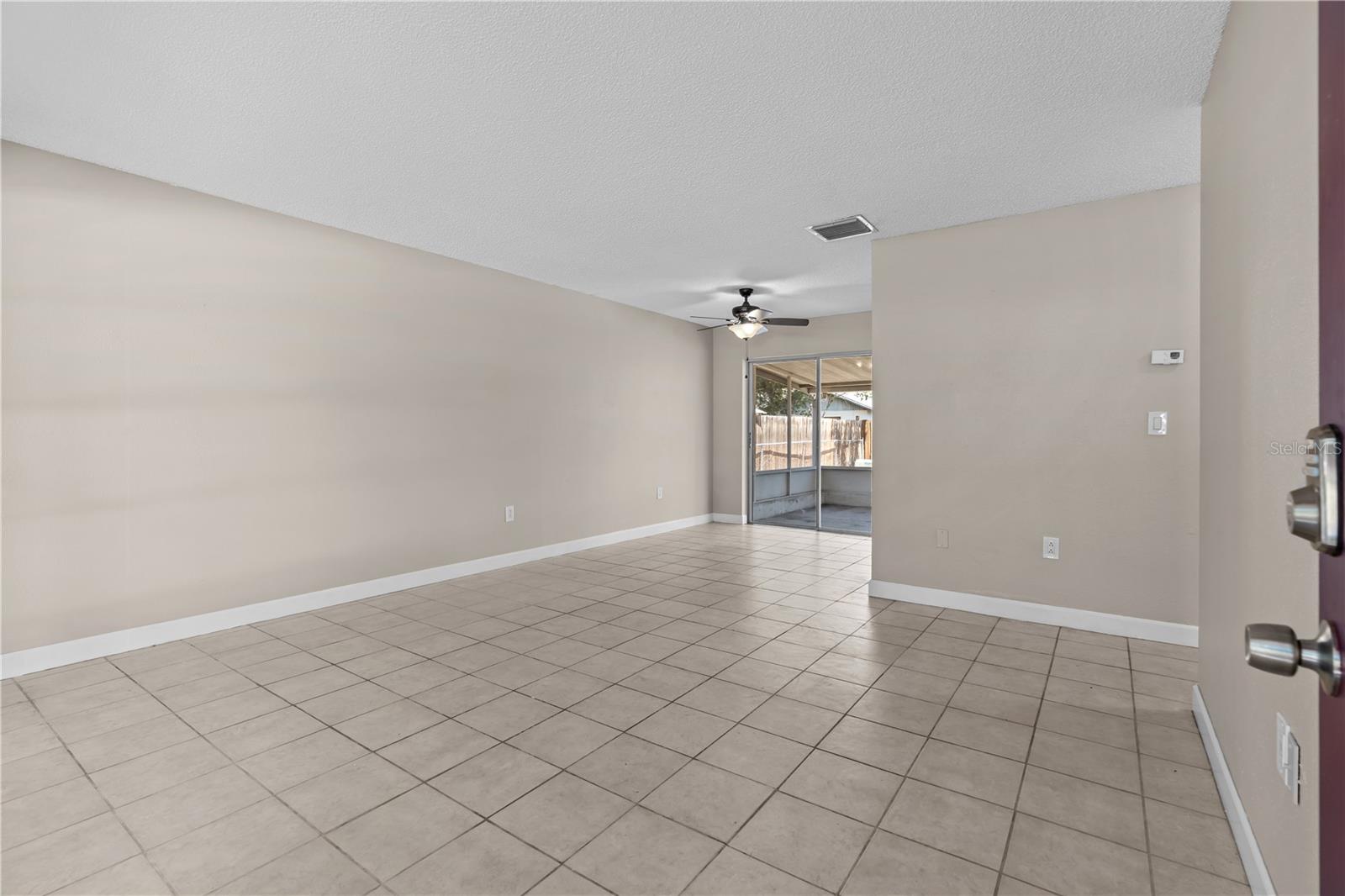 Listing photo id 10 for 7503 Culver Lane