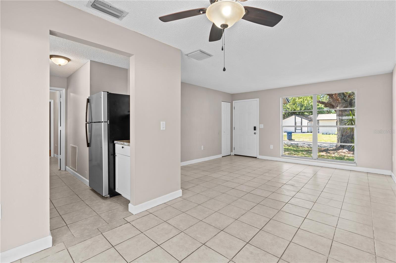 Listing photo id 12 for 7503 Culver Lane