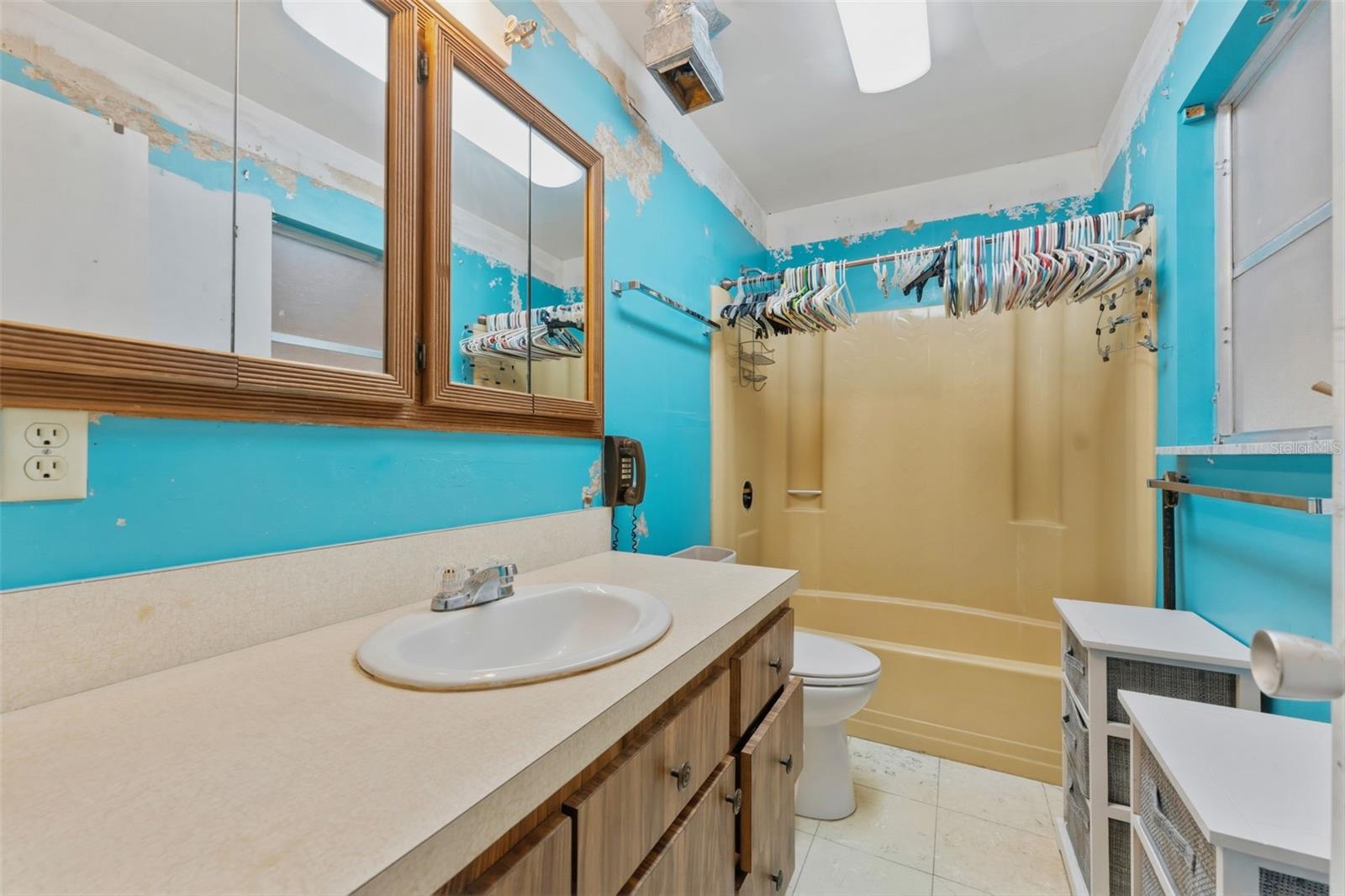 Image 13 of 22 For 8068 30th Avenue N