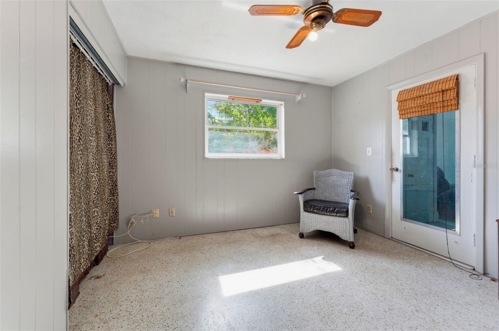 Image 14 of 22 For 8068 30th Avenue N
