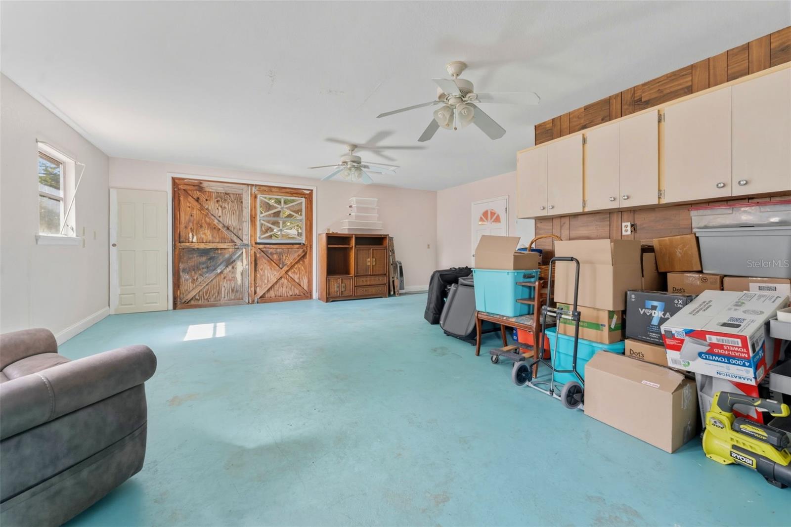 Image 16 of 22 For 8068 30th Avenue N