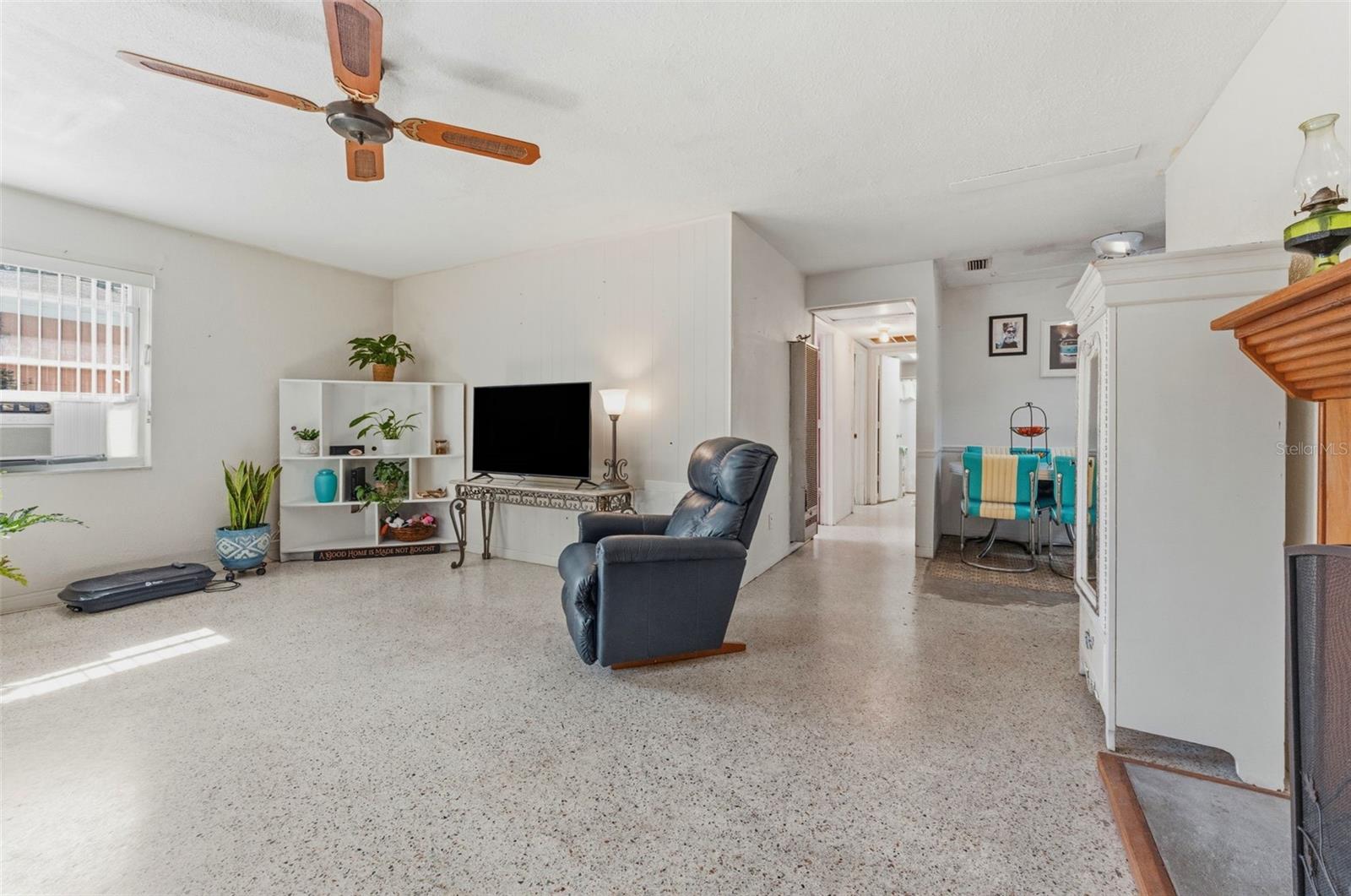 Image 4 of 22 For 8068 30th Avenue N