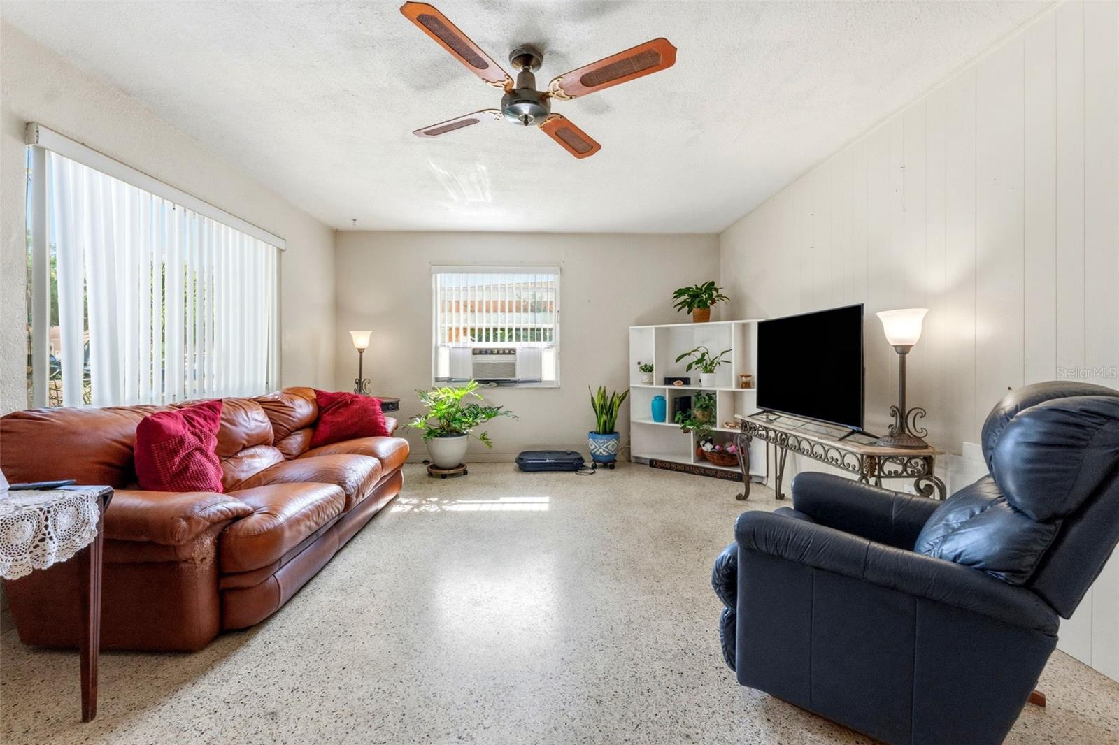 Image 5 of 22 For 8068 30th Avenue N