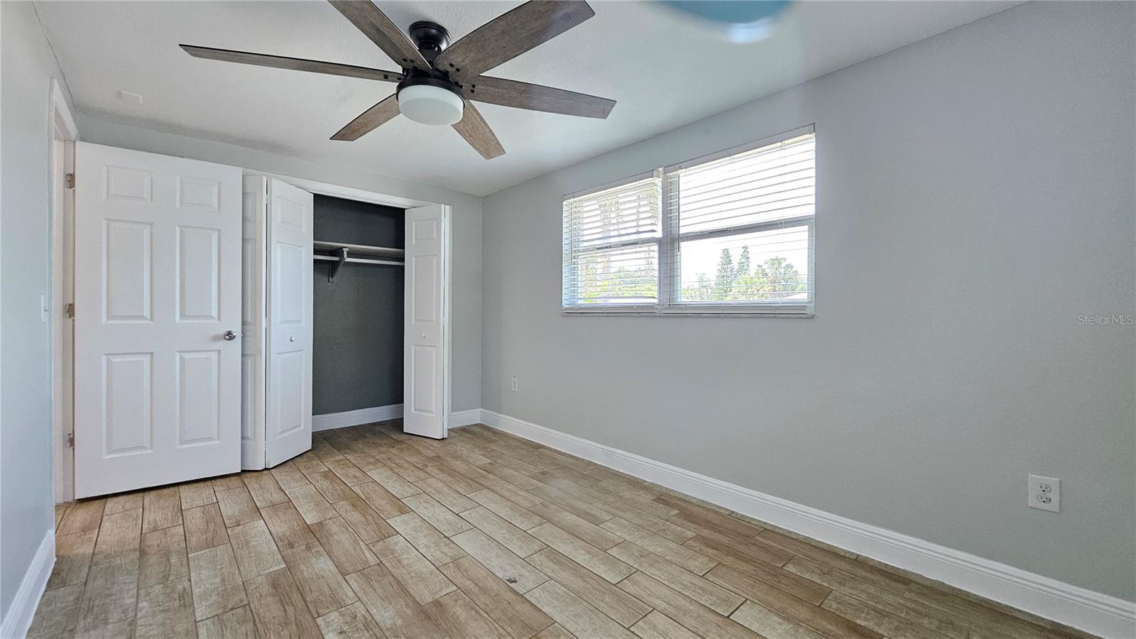 Image 12 of 24 For 6412 Pawling Avenue