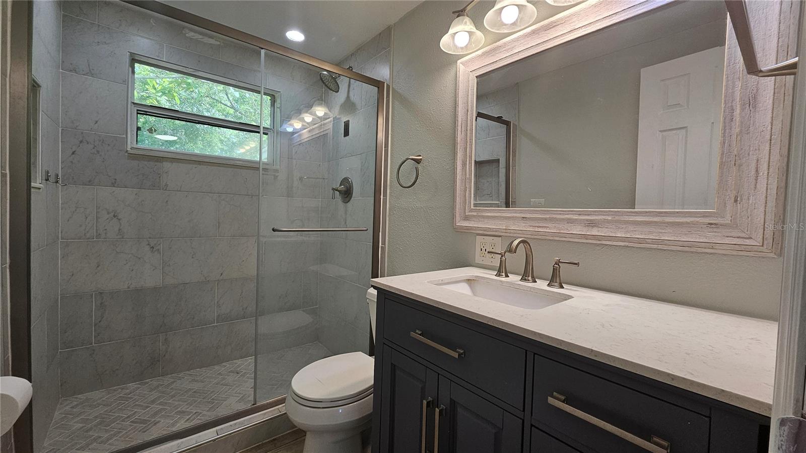 Image 14 of 24 For 6412 Pawling Avenue