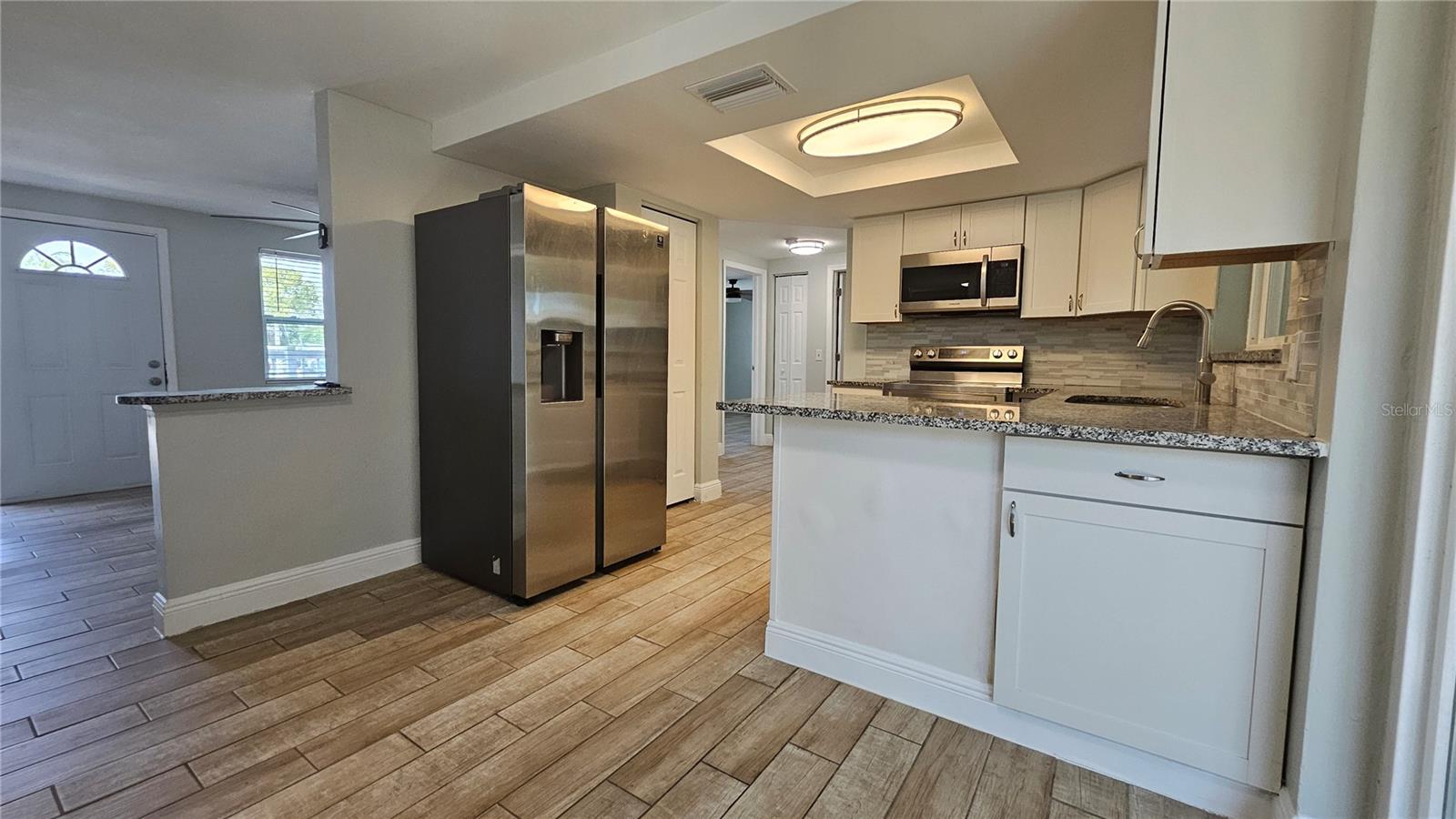 Image 5 of 24 For 6412 Pawling Avenue