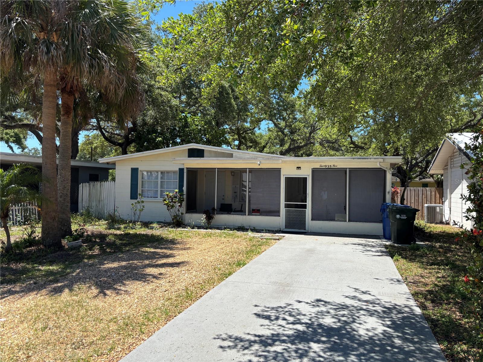 Details for 25 6th Avenue Se, LARGO, FL 33771