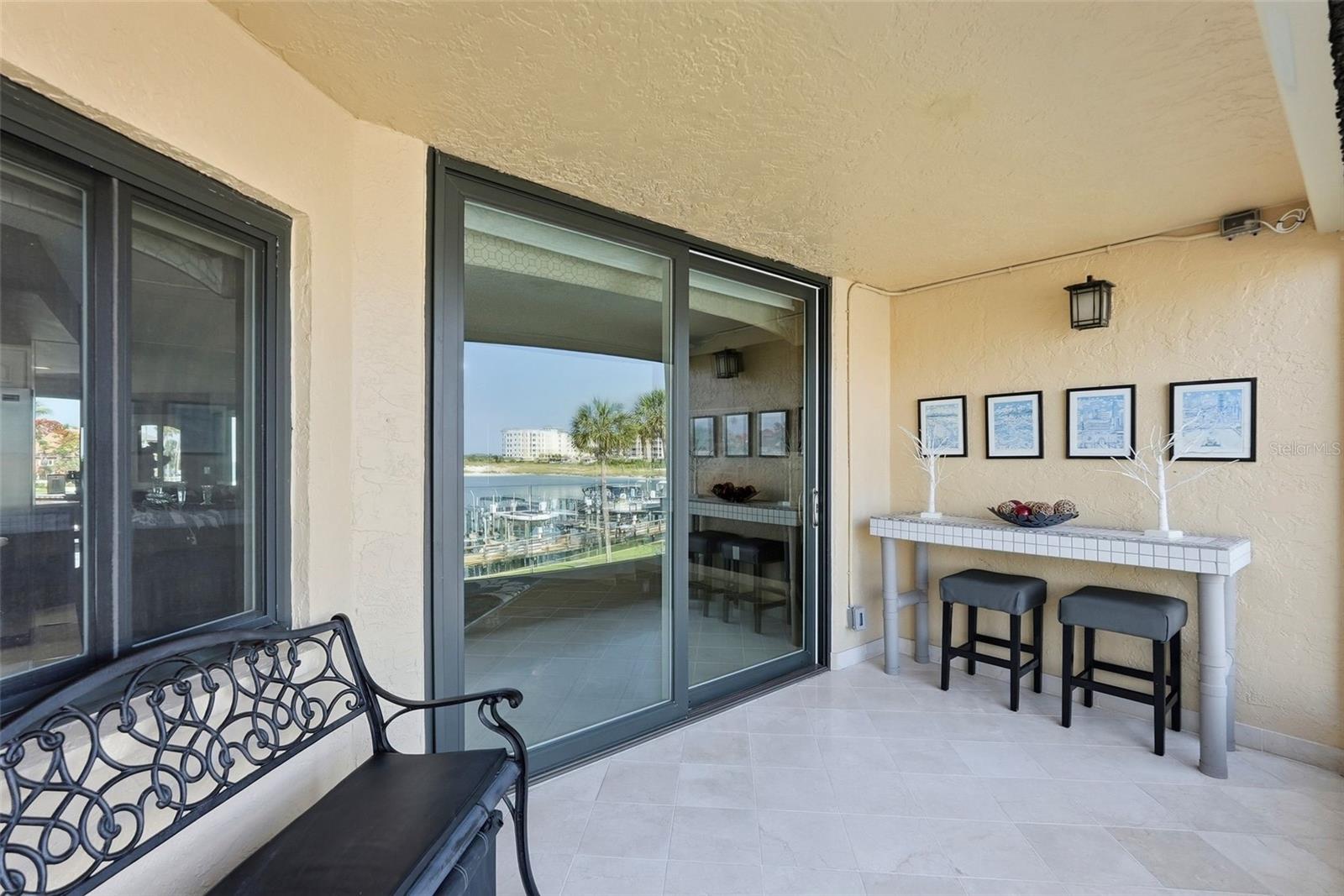 Listing photo id 13 for 1060 Pinellas Bayway S 204