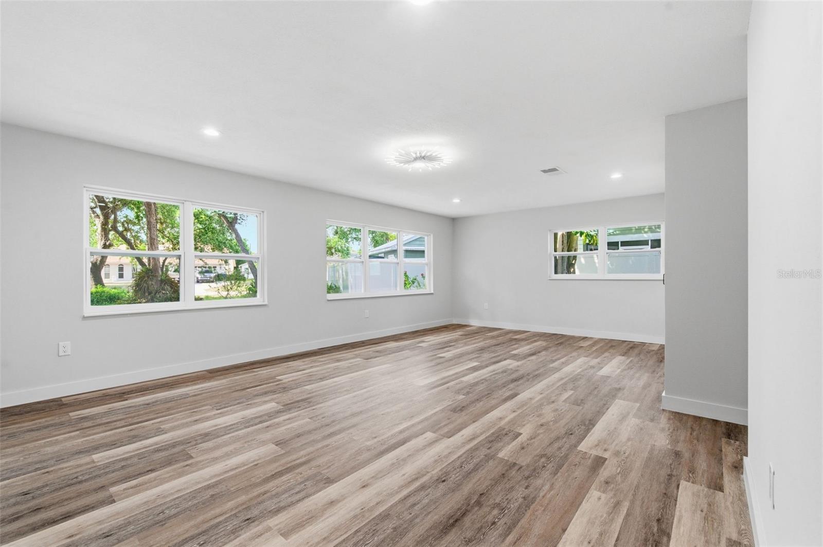 Image 20 of 68 For 3084 Spirea Street