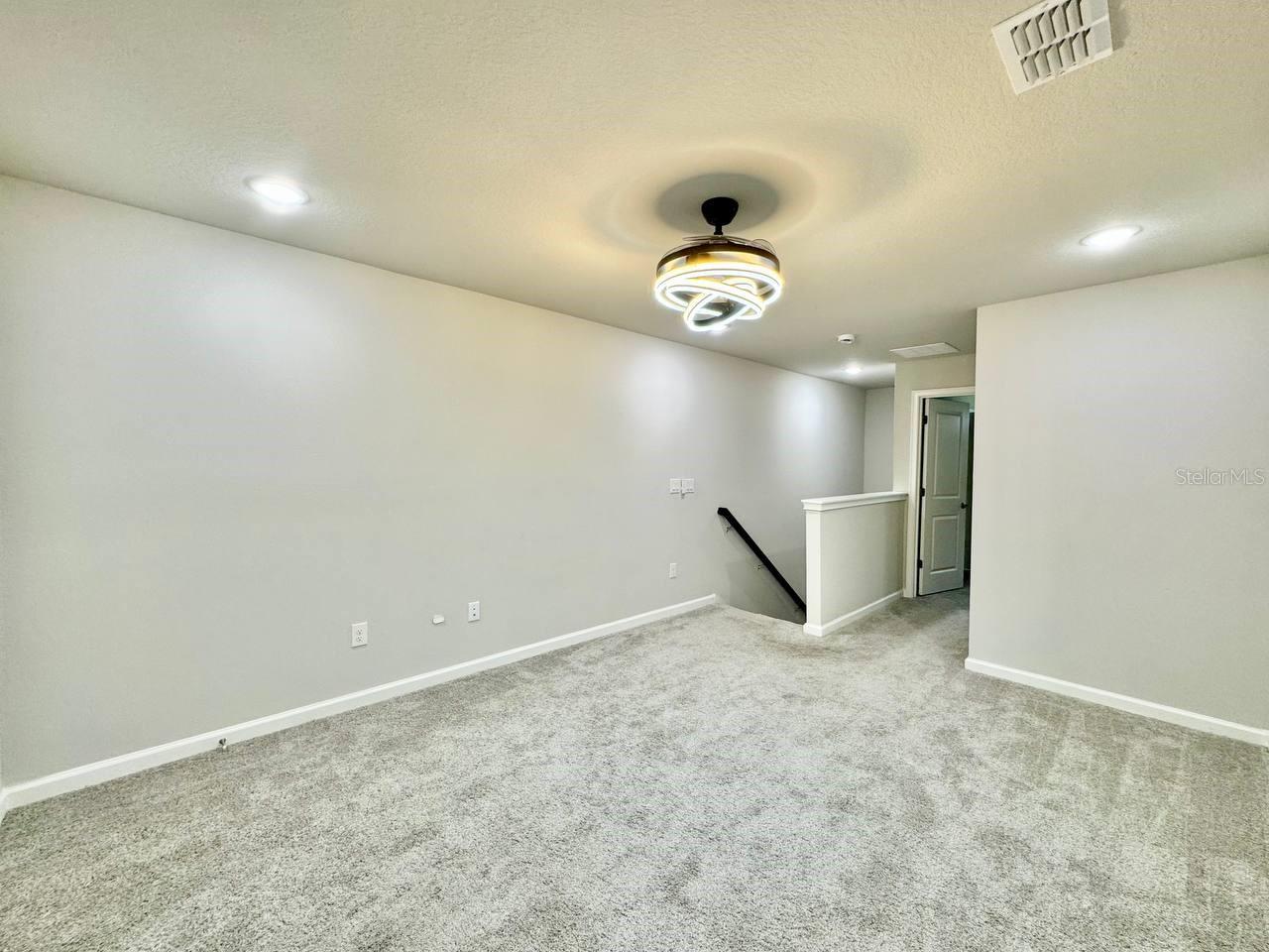 Image 17 of 35 For 8509 Primrose Willow Place
