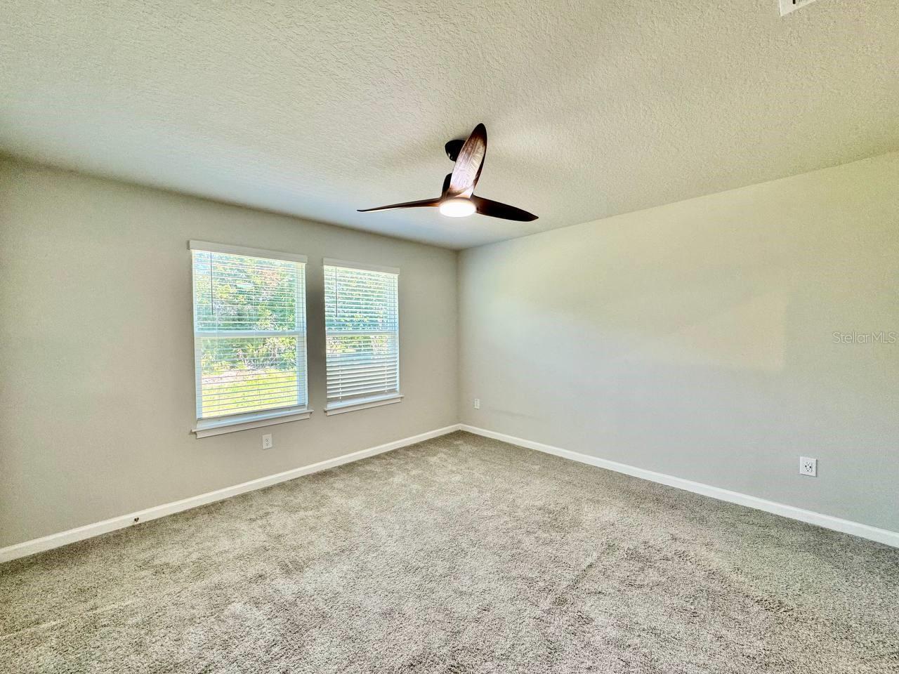 Image 18 of 35 For 8509 Primrose Willow Place