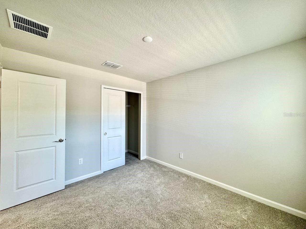 Image 27 of 35 For 8509 Primrose Willow Place