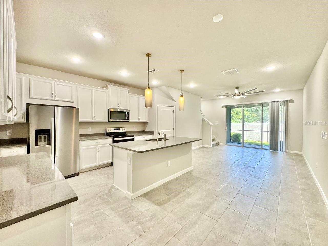 Image 3 of 35 For 8509 Primrose Willow Place