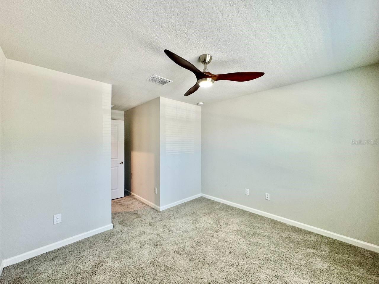 Image 30 of 35 For 8509 Primrose Willow Place