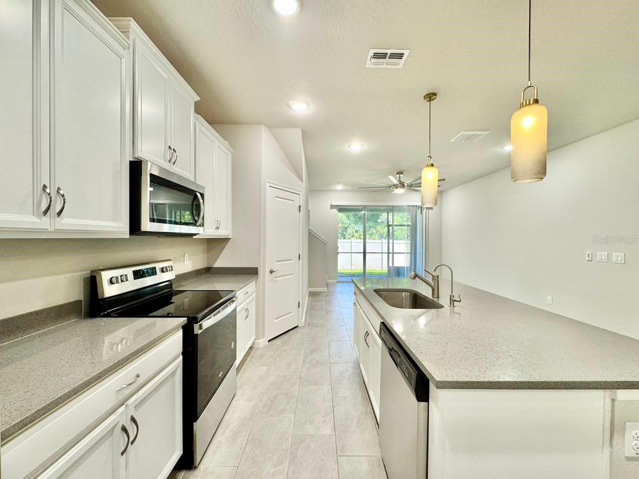 Image 8 of 35 For 8509 Primrose Willow Place