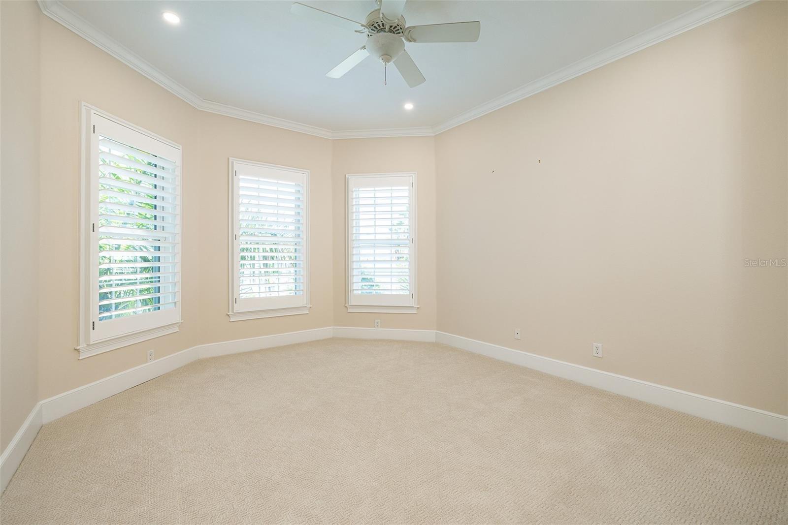Image 40 of 69 For 821 Bay Point Drive