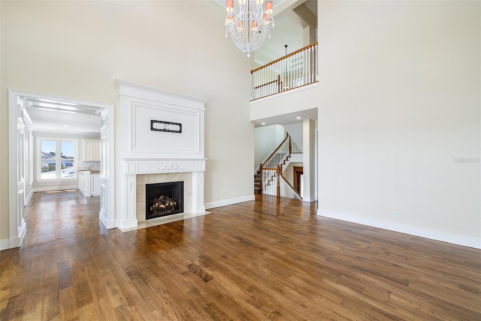 Image 7 of 69 For 821 Bay Point Drive