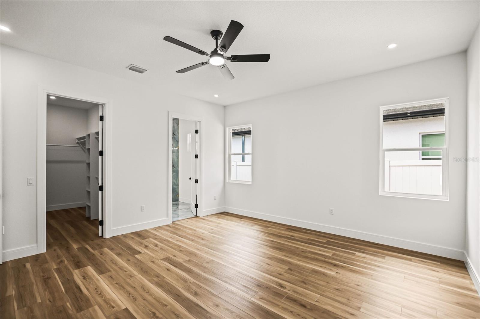 Image 10 of 62 For 330 Archimedes Street