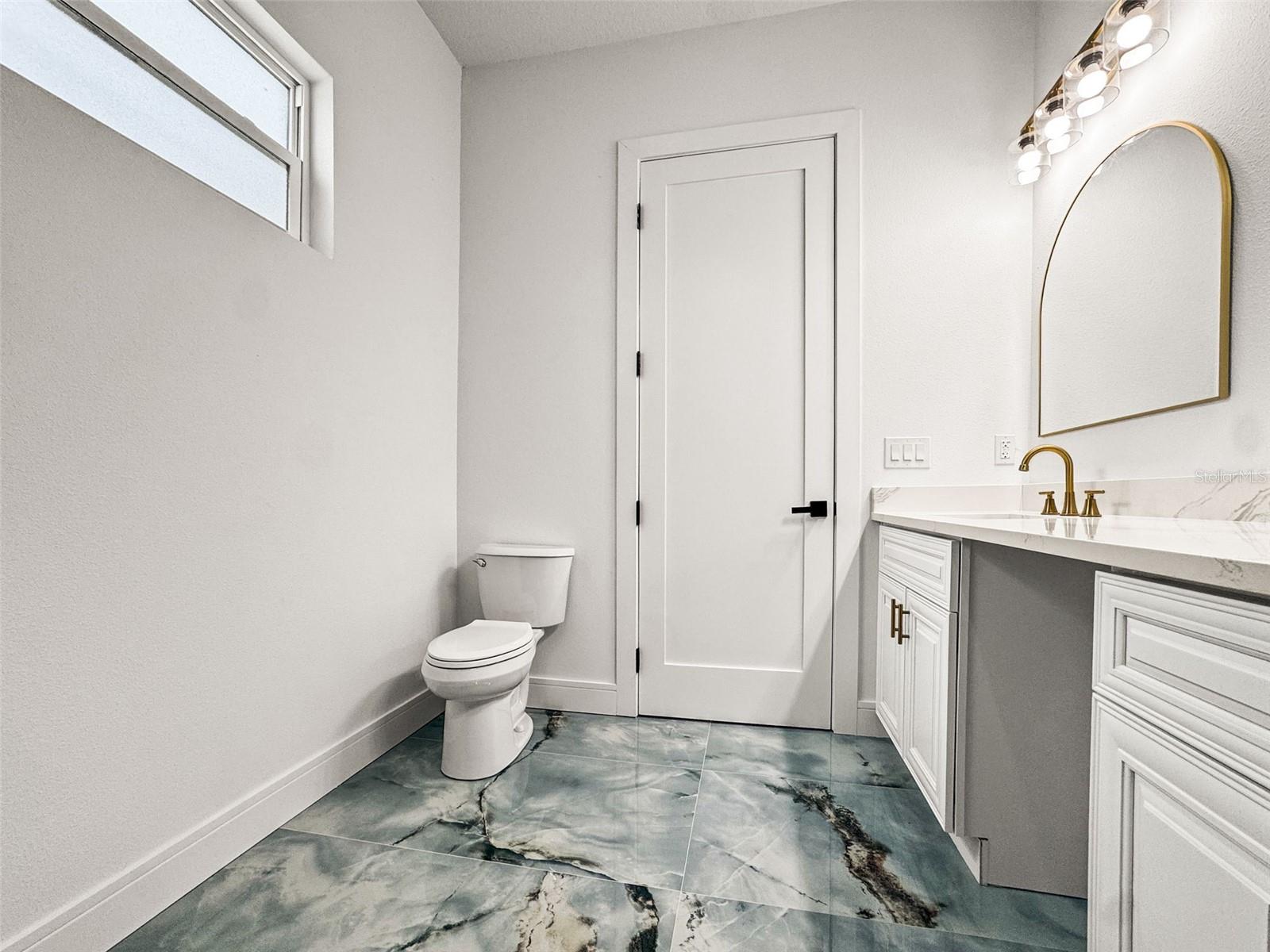 Image 36 of 62 For 330 Archimedes Street
