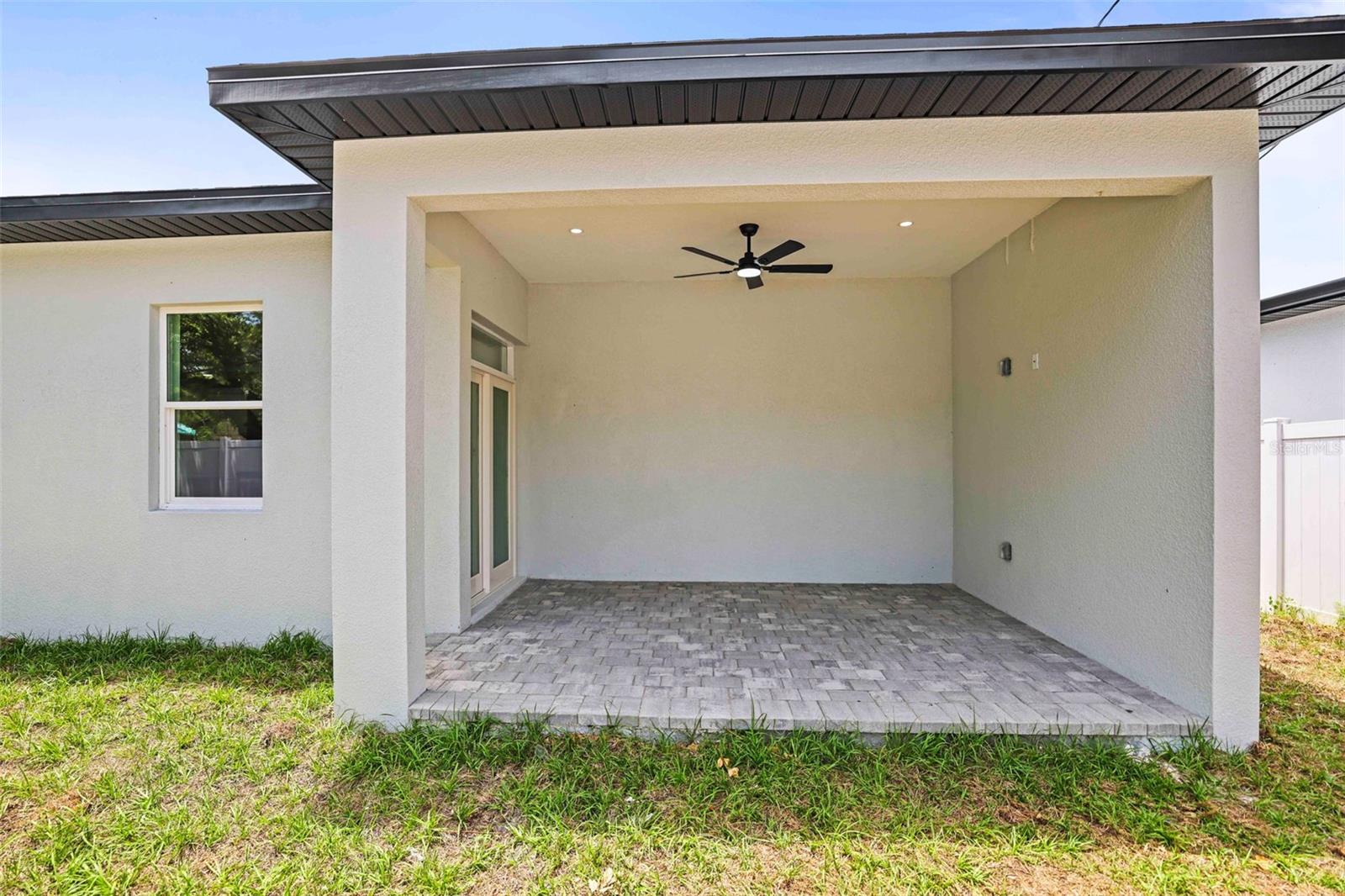 Image 48 of 62 For 330 Archimedes Street