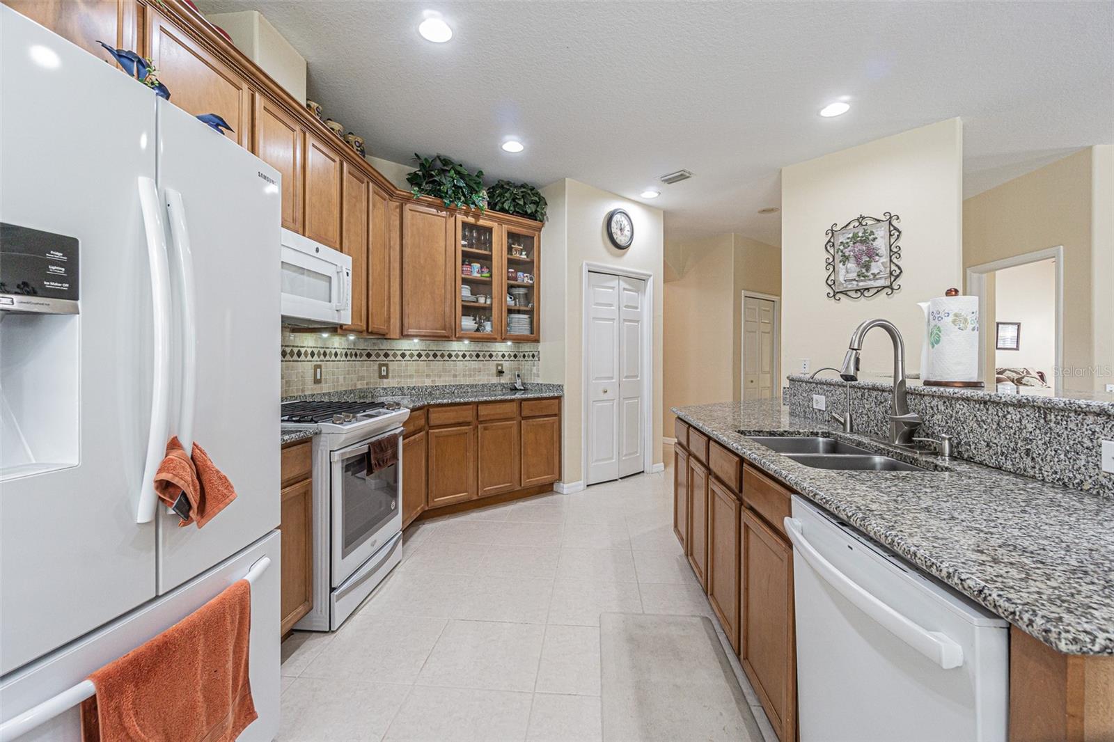 Image 15 of 61 For 3356 Zack Drive