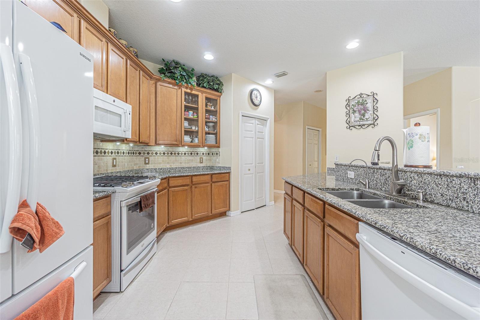 Image 16 of 61 For 3356 Zack Drive