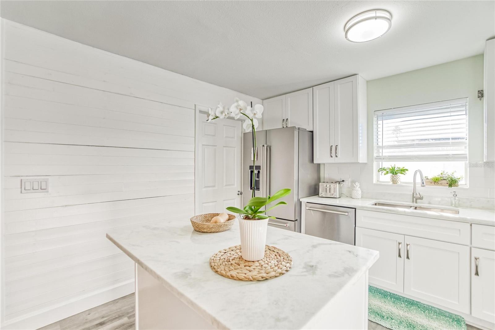 Image 23 of 75 For 6004 Golf And Sea Boulevard