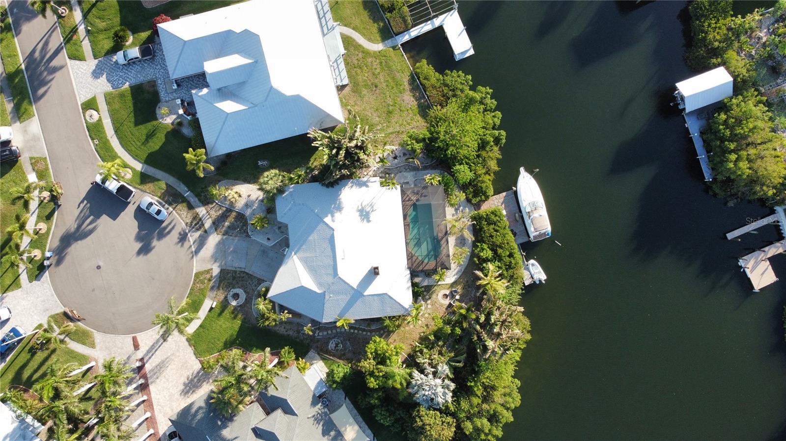 Image 18 of 88 For 6612 Blackfin Way