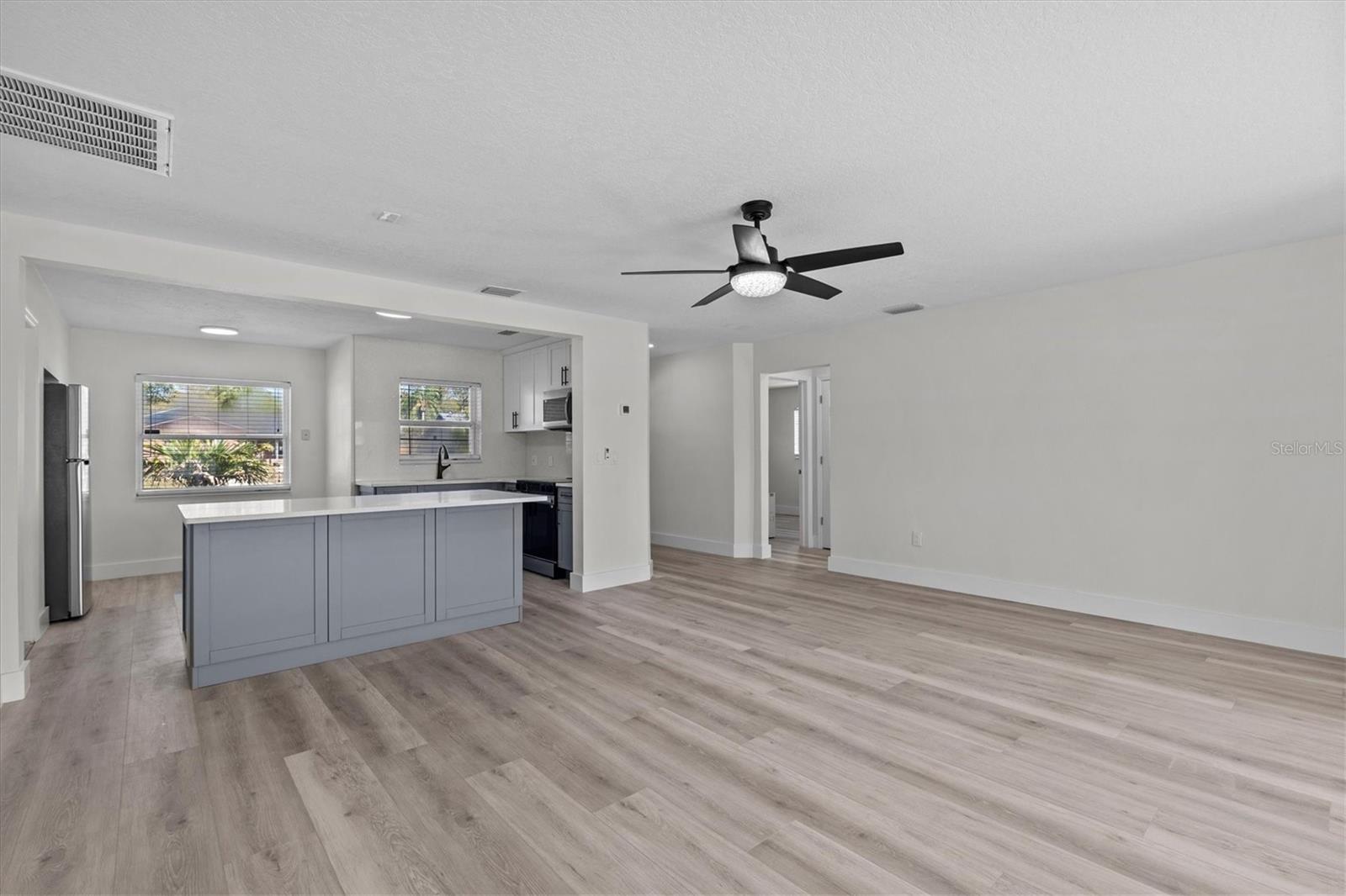 Image 10 of 38 For 310 Westwinds Drive