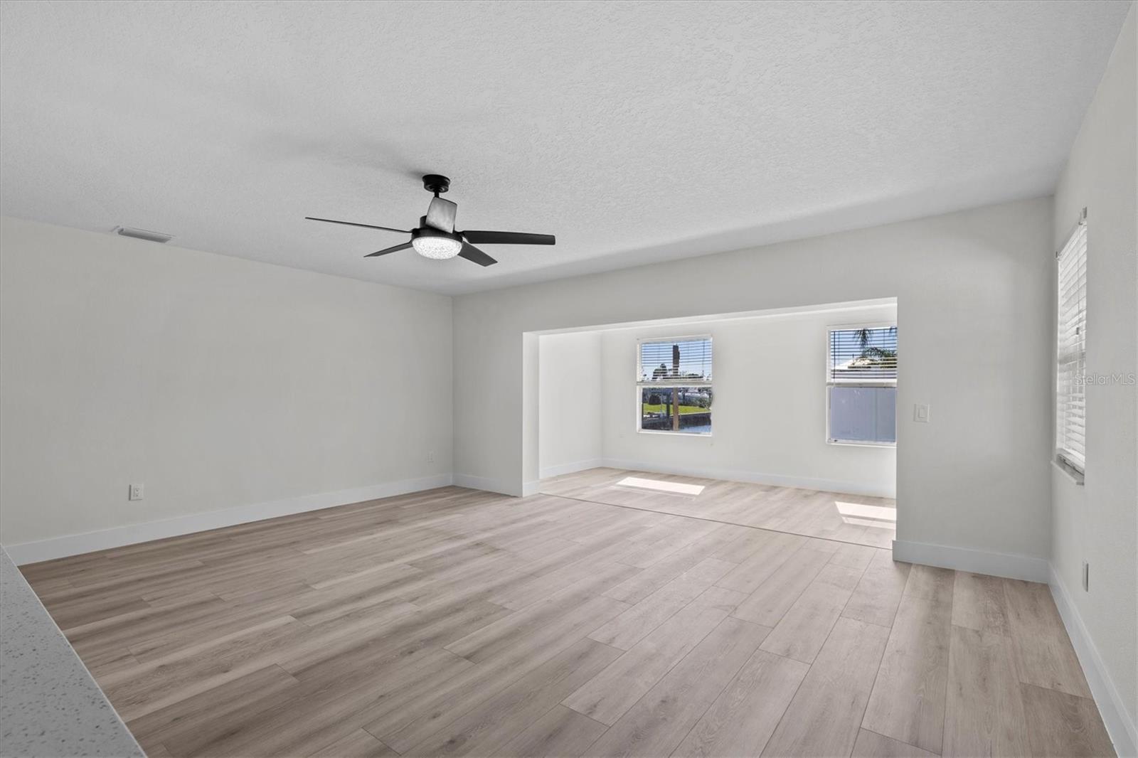 Image 20 of 38 For 310 Westwinds Drive