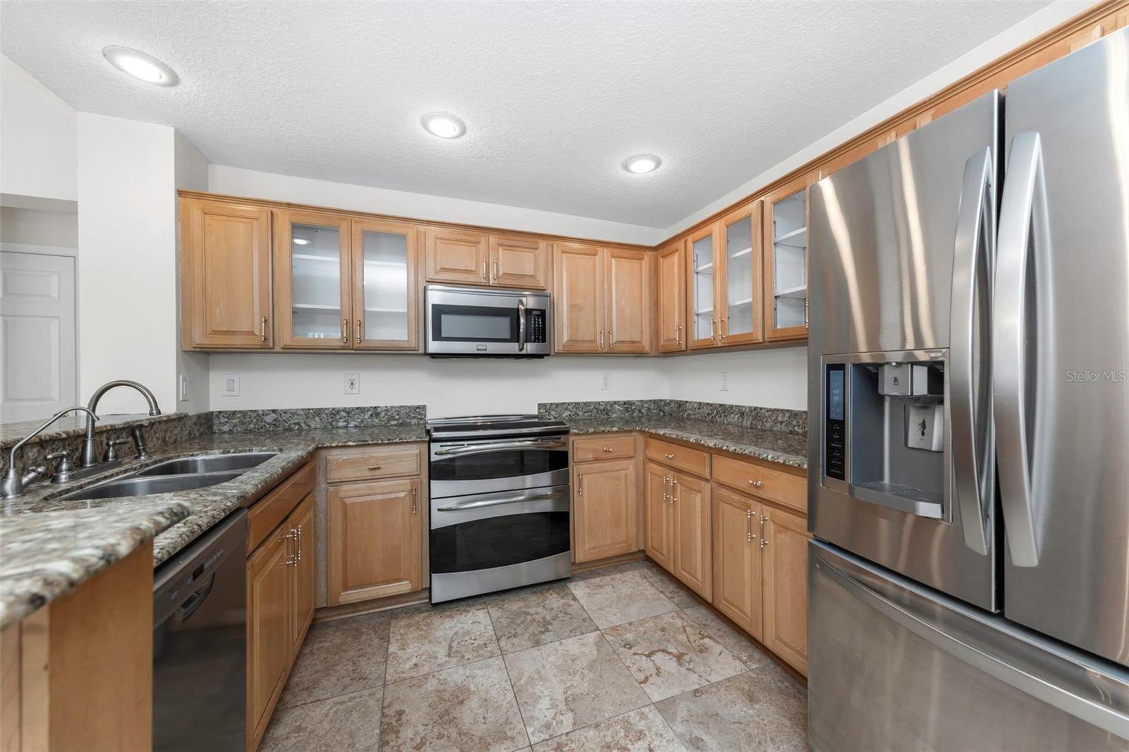 Image 22 of 32 For 15002 Rocky Ledge Drive