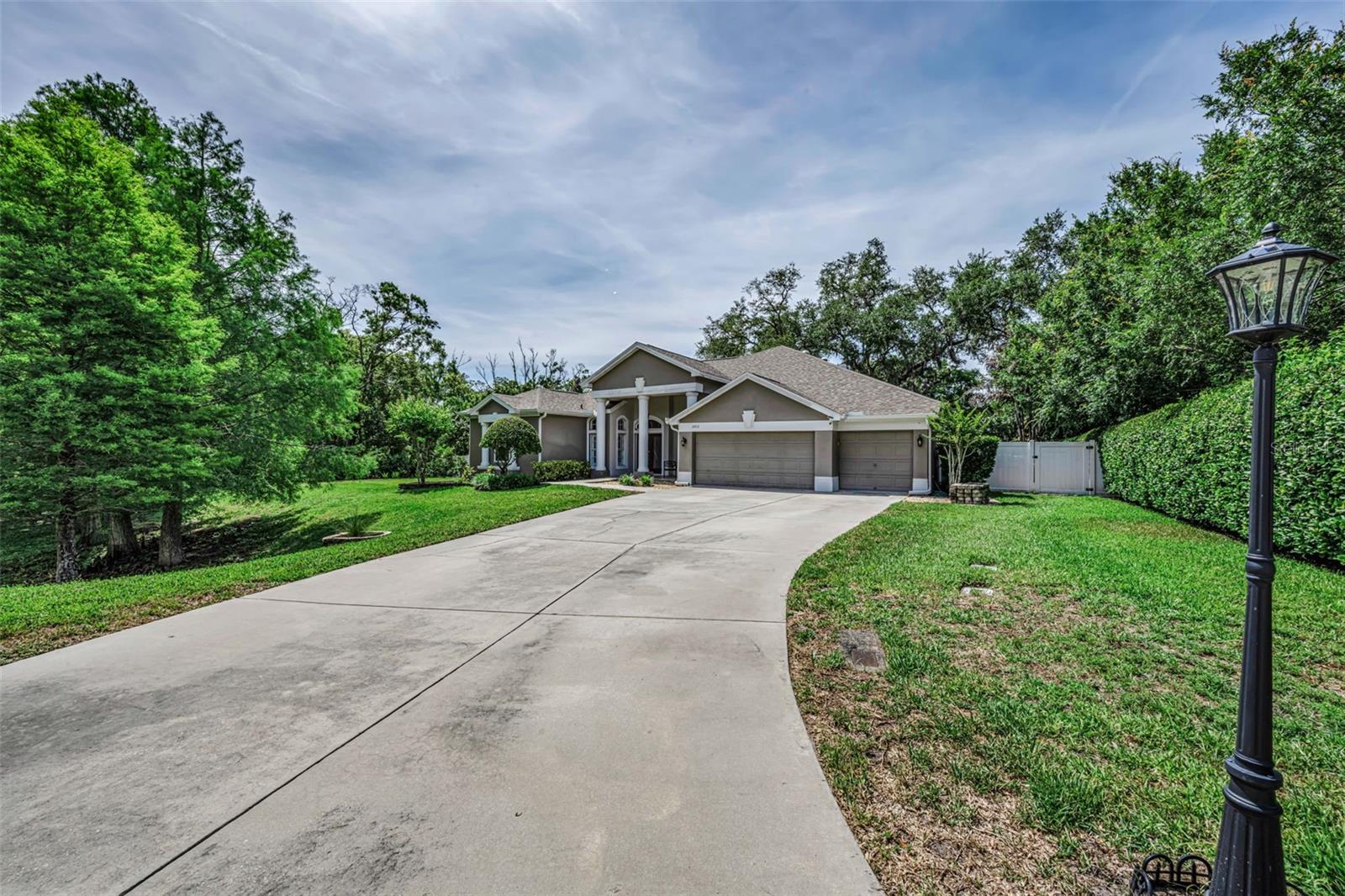 Details for 2013 Water Wheel Court, DUNEDIN, FL 34698