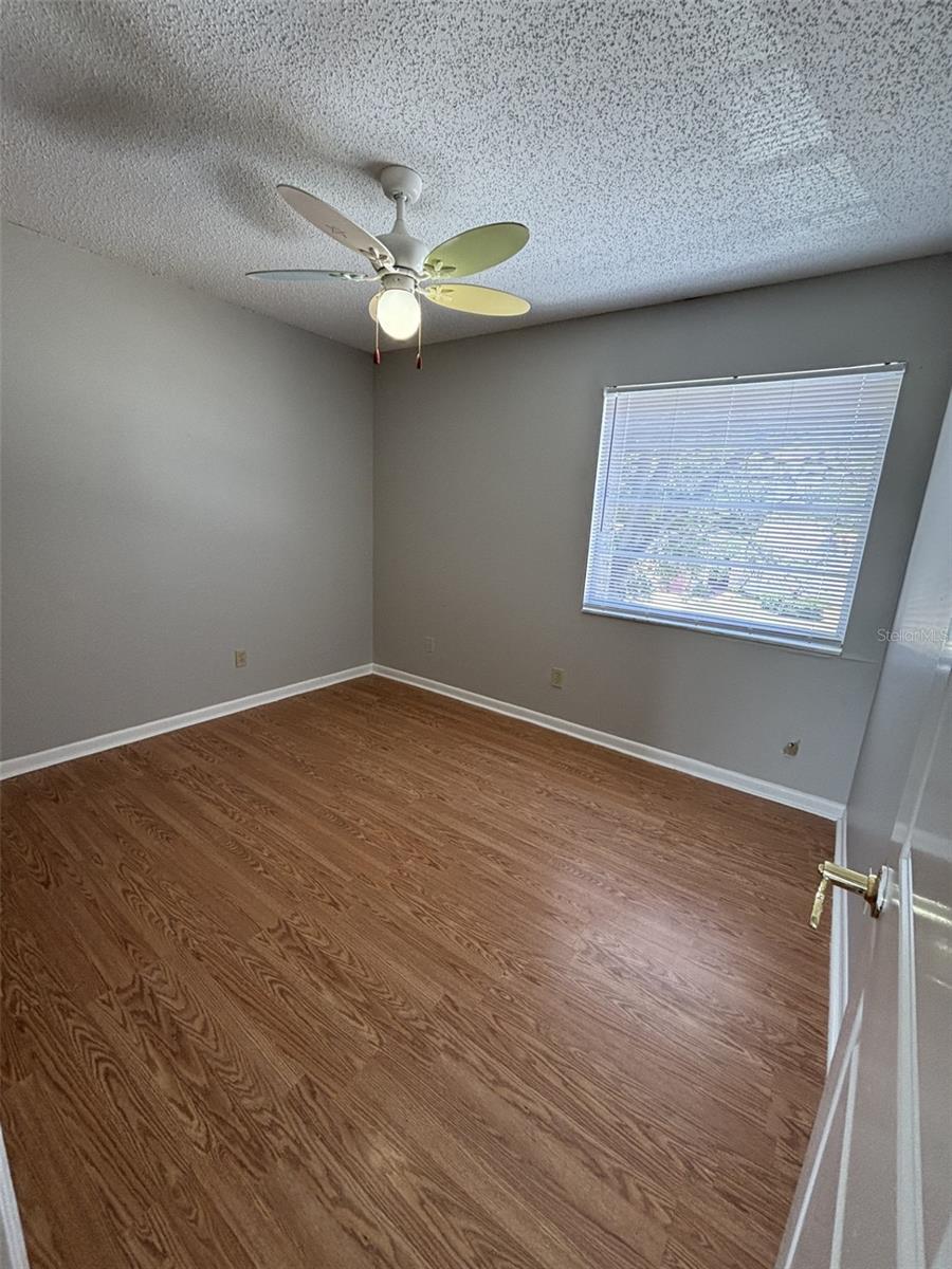 Image 16 of 23 For 10307 Parkcrest Drive