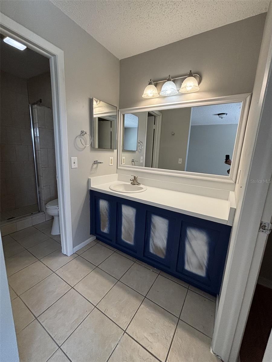 Image 19 of 23 For 10307 Parkcrest Drive