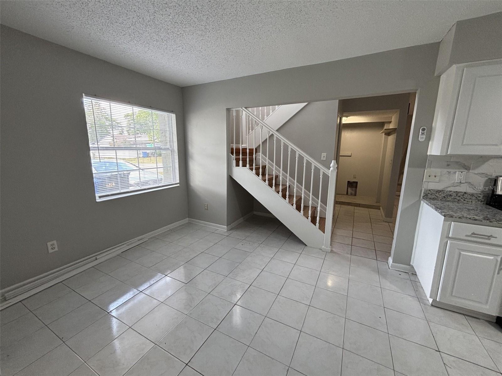 Image 4 of 23 For 10307 Parkcrest Drive
