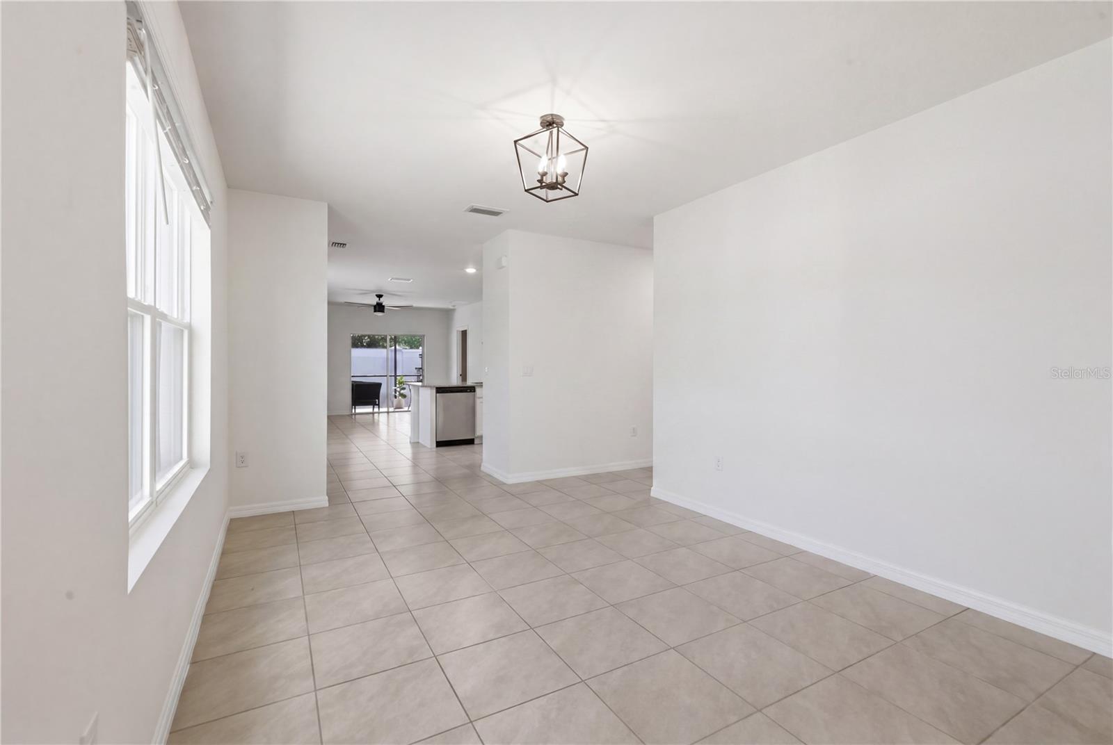 Image 10 of 45 For 3256 Suncoast Plains Drive