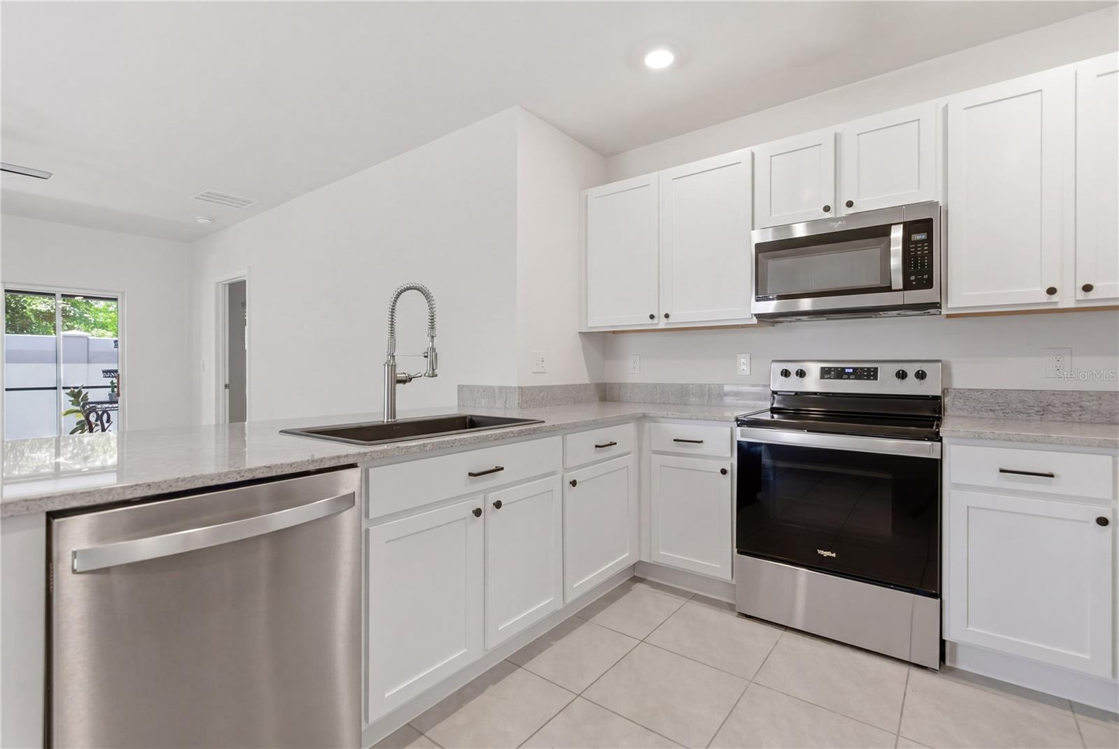 Image 13 of 45 For 3256 Suncoast Plains Drive