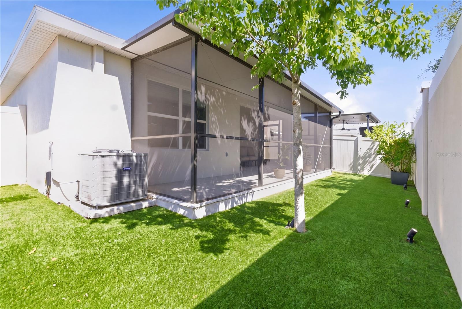 Image 32 of 45 For 3256 Suncoast Plains Drive