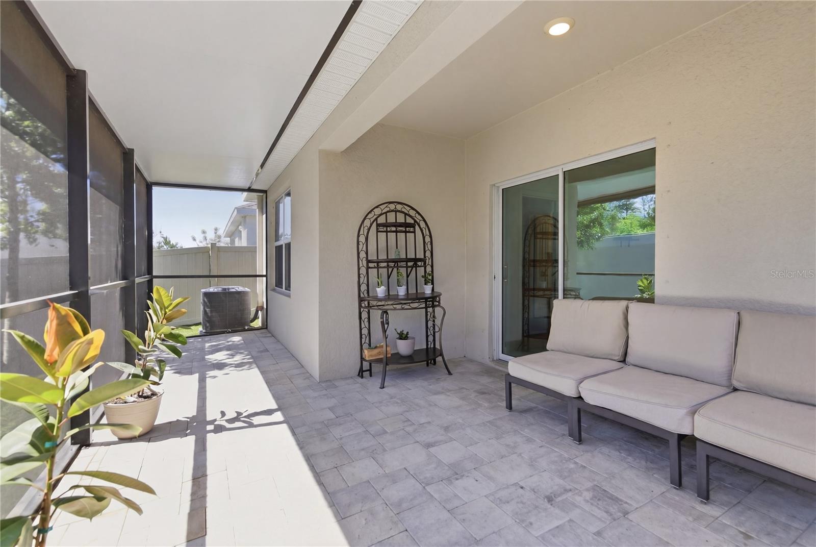 Image 8 of 45 For 3256 Suncoast Plains Drive